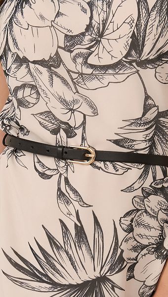 Фото remen-cernyj-s-zolotom-15mm-02 товару Ремінь чорний з золотом 15мм Фото remen-cernyj-s-zolotom-15mm-02 товару Ремінь чорний з золотом 15мм