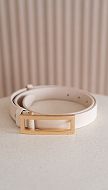 Фото remen-molocnyj-pramougolnyj-zoloto-gvozd-25mm-01 товару Ремінь молочний прямокутний золото цвях 25мм