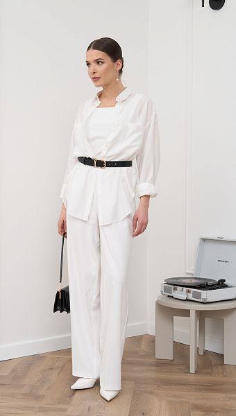 Фото rubaska-zenskaa-svobodnogo-kroa-s-karmanami-belaa-07 товара Рубашка женская свободного кроя с карманами белая0 Фото rubaska-zenskaa-svobodnogo-kroa-s-karmanami-belaa-07 товара Рубашка женская свободного кроя с карманами белая0