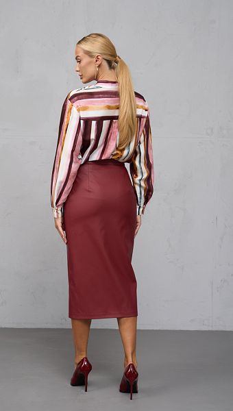 Фото rubaska-zenskaa-v-polosku-06 товара Рубашка женская в полоску0 Фото rubaska-zenskaa-v-polosku-06 товара Рубашка женская в полоску0