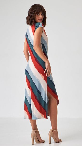 Фото sarafan-zenskij-letnij-asimmetricnyj-03 товару Сарафан жіночий літній асиметричний0 Фото sarafan-zenskij-letnij-asimmetricnyj-03 товару Сарафан жіночий літній асиметричний0