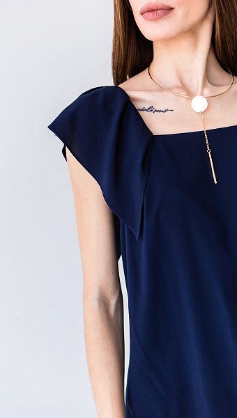 Фото sinij-top-na-bretelah-s-rusami-03 товара Синий топ на бретелях с рюшами0