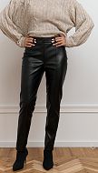 Фото stany-iz-ekokozi-zauzennye-cernye-3 товара Штаны из экокожи зауженные чёрные0