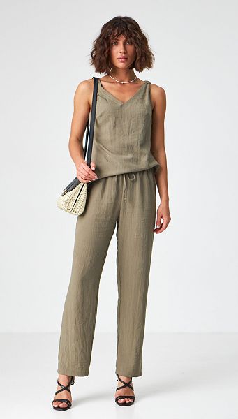 Фото stany-zenskie-na-rezinke-haki-01 товара Штаны женские на резинке хаки Фото stany-zenskie-na-rezinke-haki-01 товара Штаны женские на резинке хаки