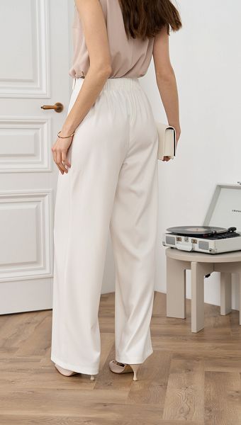 Фото stany-zenskie-pramye-molocnye-06 товара Штаны женские прямые молочные0 Фото stany-zenskie-pramye-molocnye-06 товара Штаны женские прямые молочные0