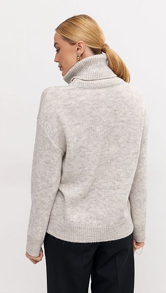 Фото sviter-trikotaznyj-molocno-seryj-05 товару Светр трикотажний молочно-сірий0 Фото sviter-trikotaznyj-molocno-seryj-05 товару Светр трикотажний молочно-сірий0