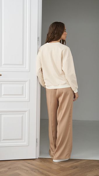 Фото svitsot-s-printom-slivocnyj-05 товару Світшот з принтом вершковий0 Фото svitsot-s-printom-slivocnyj-05 товару Світшот з принтом вершковий0