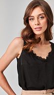 Фото top-cernyj-s-rusej-03 товара Топ черный с рюшей0 Фото top-cernyj-s-rusej-03 товара Топ черный с рюшей0