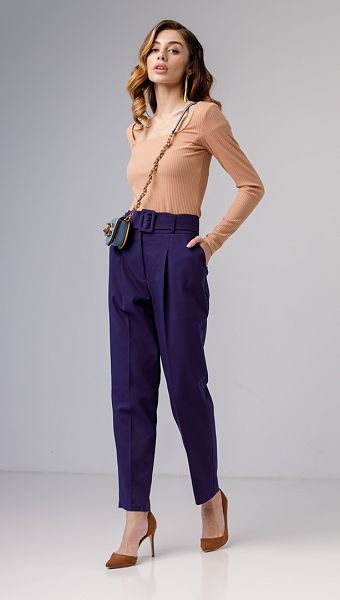 Фото top-s-kvadratnym-vyrezom-karamelnyj-03 товара Топ с квадратным вырезом карамельный0