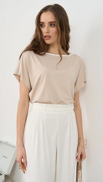 Фото top-zenskij-bezevyj-s-kantom-03 товару Топ жіночий бежевий з кантом