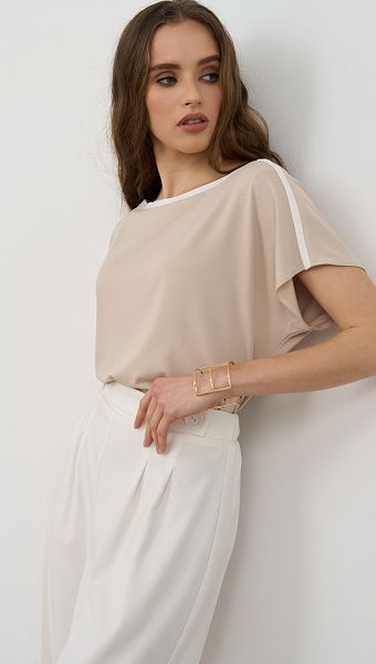 Фото top-zenskij-bezevyj-s-kantom-04 товару Топ жіночий бежевий з кантом0 Фото top-zenskij-bezevyj-s-kantom-04 товару Топ жіночий бежевий з кантом0