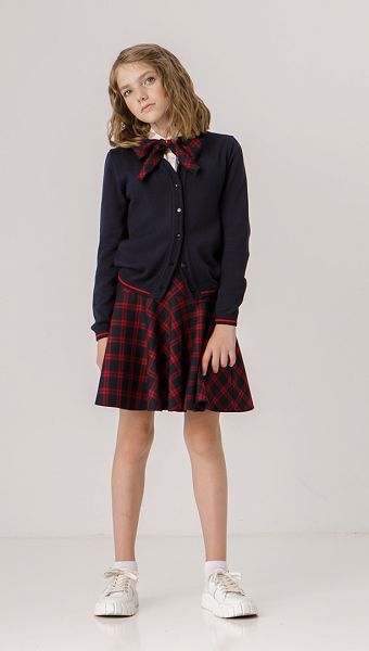 Фото trikotaznaa-kofta-dla-devocki-sinaa-s-krasnym-kant-01 товара Трикотажная кофта для девочки синяя с красным кант0