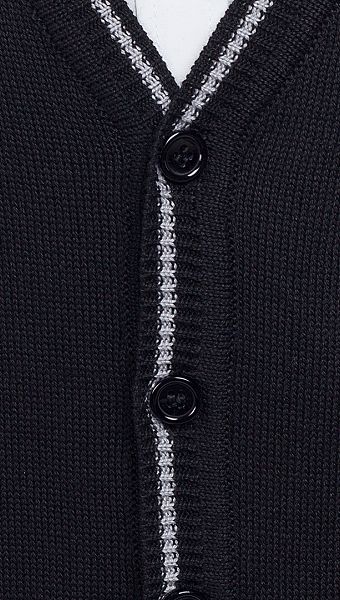 Фото trikotaznaa-kofta-dla-malcika-cernaa-s-serym-kantom-03 товару Трикотажна кофта для хлопчика чорна з сірим кантом0