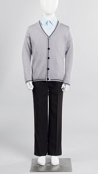 Фото trikotaznaa-kofta-dla-malcika-seraa-s-sinim-kantom-02 товару Трикотажна кофта для хлопчика сіра з синім кантом0