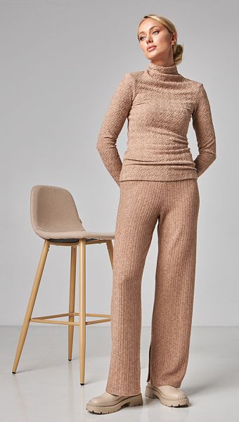 Фото trikotaznye-bruki-zenskie-karamelnye-2 товару Трикотажні брюки жіночі карамельні0