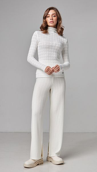 Фото trikotaznye-bruki-zenskie-molocnye-1 товару Трикотажні брюки жіночі молочні0