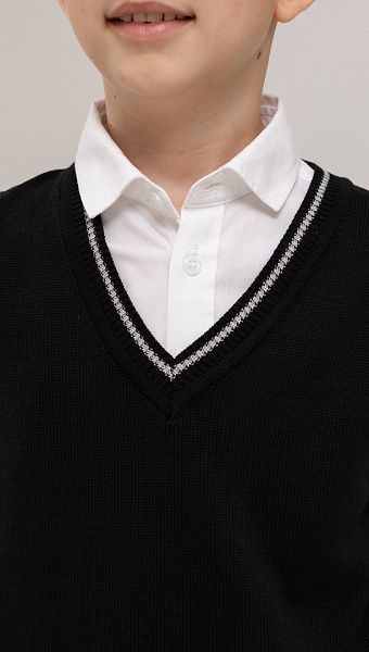 Фото trikotaznyj-zilet-cernyj-s-serym-kantom-5 товара Трикотажный жилет черный с серым кантом0