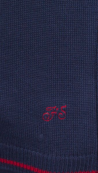 Фото trikotaznyj-zilet-sinij-s-krasnym-kantom-03 товару Трикотажний жилет синій з червоним кантом0 Фото trikotaznyj-zilet-sinij-s-krasnym-kantom-03 товару Трикотажний жилет синій з червоним кантом0