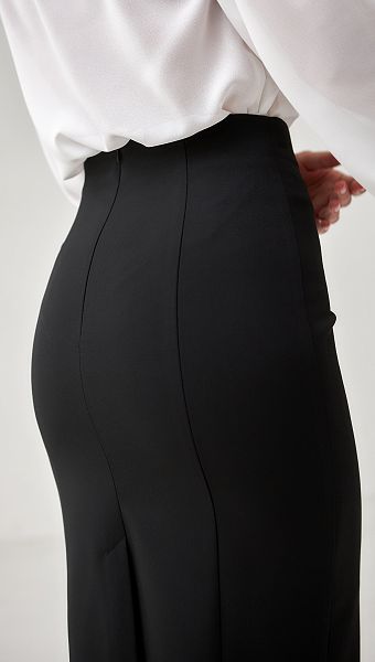 Фото ubka-bazovaa-cernaa-04 товару Спідниця базова чорна0