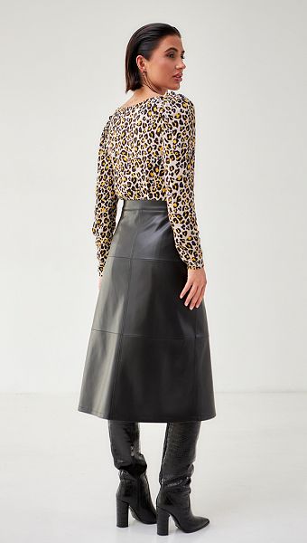 Фото ubka-iz-ekokozi-midi-cernaa-05 товару Спідниця з екошкіри міді чорна0 Фото ubka-iz-ekokozi-midi-cernaa-05 товару Спідниця з екошкіри міді чорна0