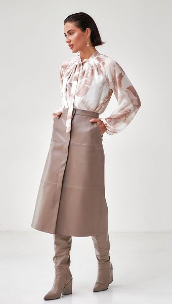 Фото ubka-iz-ekokozi-midi-kapucino-02 товару Спідниця з екошкіри міді капучіно0 Фото ubka-iz-ekokozi-midi-kapucino-02 товару Спідниця з екошкіри міді капучіно0