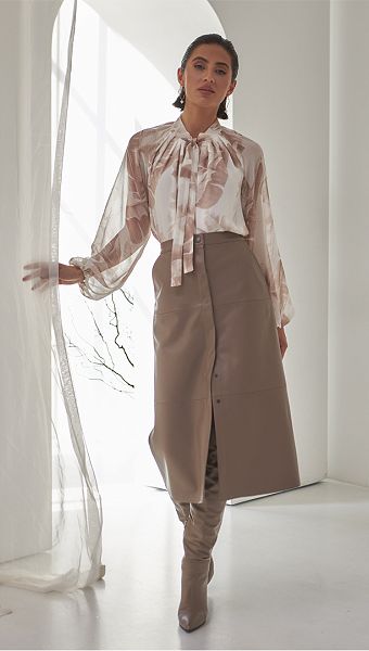 Фото ubka-iz-ekokozi-midi-kapucino-05 товару Спідниця з екошкіри міді капучіно0 Фото ubka-iz-ekokozi-midi-kapucino-05 товару Спідниця з екошкіри міді капучіно0