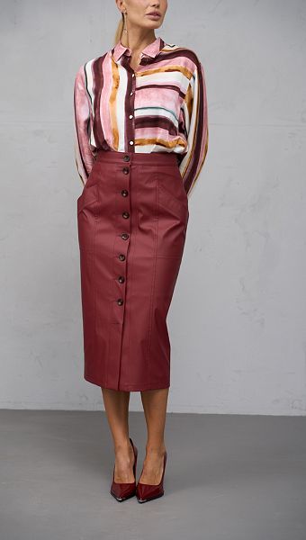 Фото ubka-s-ekokozi-na-pugovicah-5 товару Спідниця з екошкіри на гудзиках0 Фото ubka-s-ekokozi-na-pugovicah-5 товару Спідниця з екошкіри на гудзиках0