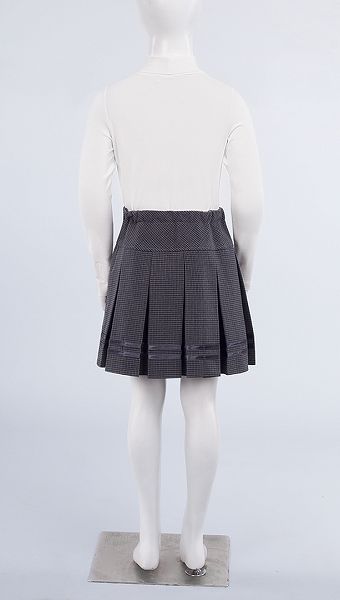 Фото ubka-seraa-dla-devocki-12 товару Спідниця сіра для дівчинки1 Фото ubka-seraa-dla-devocki-12 товару Спідниця сіра для дівчинки1