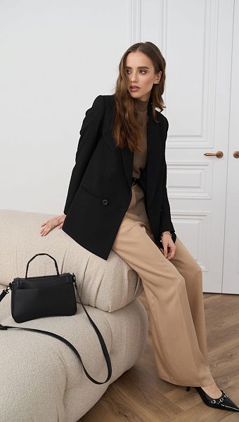 Фото zaket-bazovyj-dvuhbortnyj-cernyj-02 товара Жакет базовый двухбортный черный0