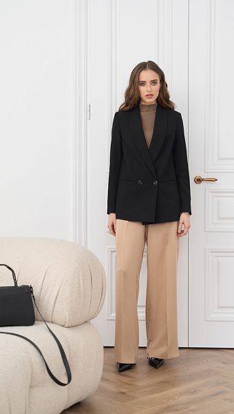 Фото zaket-bazovyj-dvuhbortnyj-cernyj-03 товара Жакет базовый двухбортный черный0