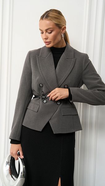 Фото zaket-dvuhbortnyj-seryj-004 товару Жакет двобортний сірий0 Фото zaket-dvuhbortnyj-seryj-004 товару Жакет двобортний сірий0