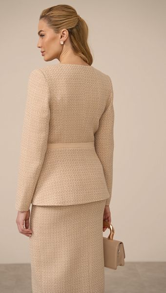 Фото zaket-tvidovyj-bezevyj-05 товару Жакет твідовий бежевий0 Фото zaket-tvidovyj-bezevyj-05 товару Жакет твідовий бежевий0