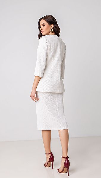 Фото zaket-zenskij-belyj-05 товара Жакет женский белый0 Фото zaket-zenskij-belyj-05 товара Жакет женский белый0