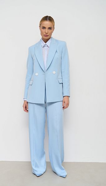 Фото zaket-zenskij-dvubortnyj-goluboj-03 товара Жакет женский двубортный голубой Фото zaket-zenskij-dvubortnyj-goluboj-03 товара Жакет женский двубортный голубой