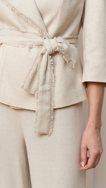 Фото zaket-zenskij-s-bahromoj-len-06 товару Жакет жіночий з бахромою льон0 Фото zaket-zenskij-s-bahromoj-len-06 товару Жакет жіночий з бахромою льон0