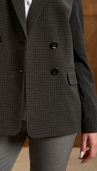 Фото zaket-zenskij-v-kletocku-cerno-seryj-02 товару Жакет жіночий в клітинку чорно-сірий0