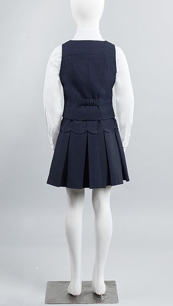 Фото zilet-dla-devocki-s-bretelami-na-pugovicah-12 товару Жилет для дівчинки з бретелями на гудзиках1