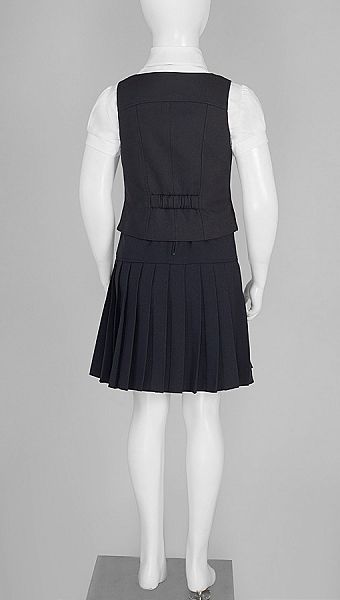 Фото zilet-dla-devocki-s-otdelkoj-12 товара Жилет для девочки с отделкой1 Фото zilet-dla-devocki-s-otdelkoj-12 товара Жилет для девочки с отделкой1