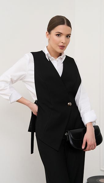 Фото zilet-s-remnami-cernyj-03 товара Жилет с ремнями черный0