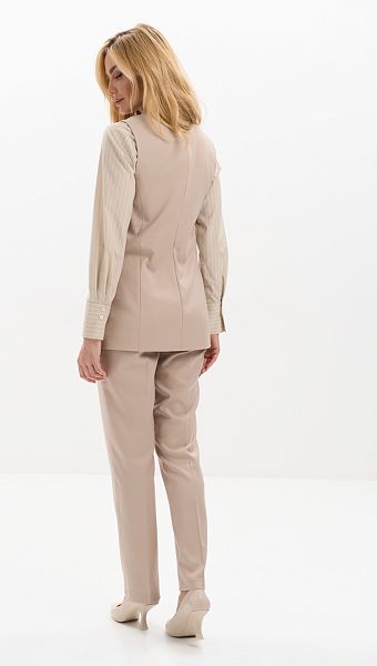 Фото zilet-zenskij-dvuhbortnyj-bezevyj-03 товару Жилет жіночий двобортний бежевий0 Фото zilet-zenskij-dvuhbortnyj-bezevyj-03 товару Жилет жіночий двобортний бежевий0