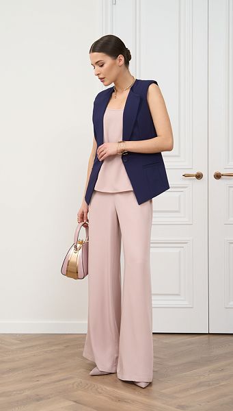 Фото zilet-zenskij-sinego-cveta-1 товара Жилет женский синего цвета Фото zilet-zenskij-sinego-cveta-1 товара Жилет женский синего цвета