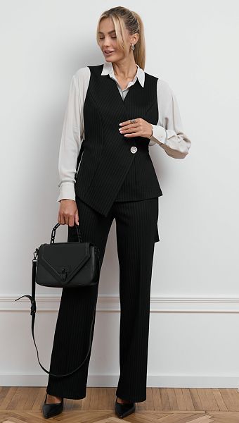 Фото zilet-zenskij-v-polosku-cernyj-02 товару Жилет жіночий в смужку чорний0