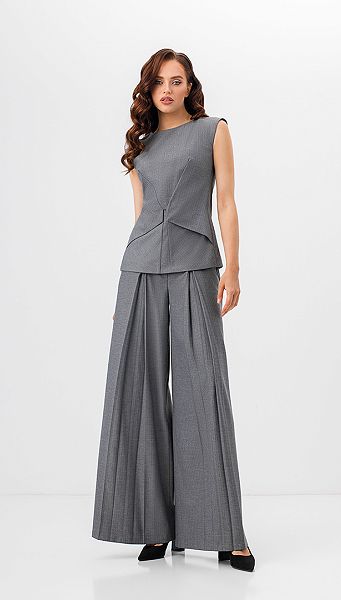 Фото ziletka-zenskaa-v-polosku-seraa-02 товару Жилетка жіноча в смужку сіра